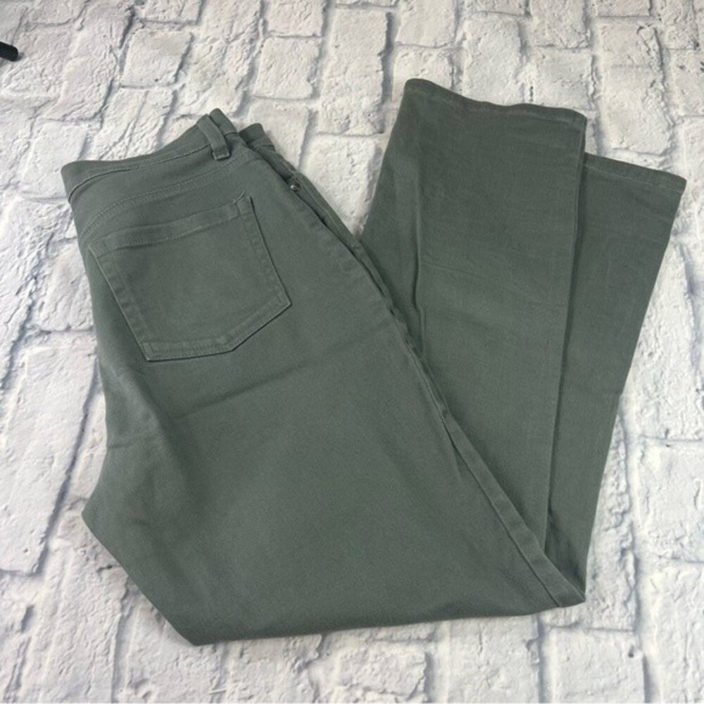 Gloria Vanderbilt Amanda jeans size 6 short